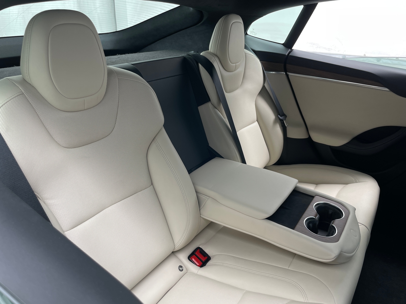 Thumbnail: 2022 Tesla Model S - 5