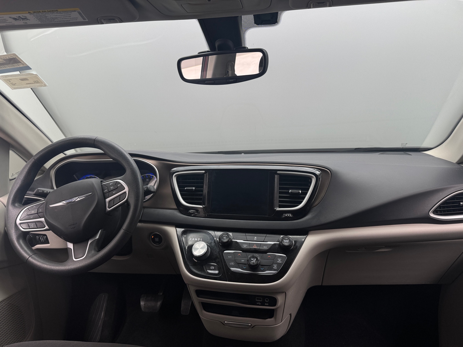 Thumbnail: 2017 Chrysler Pacifica - 3