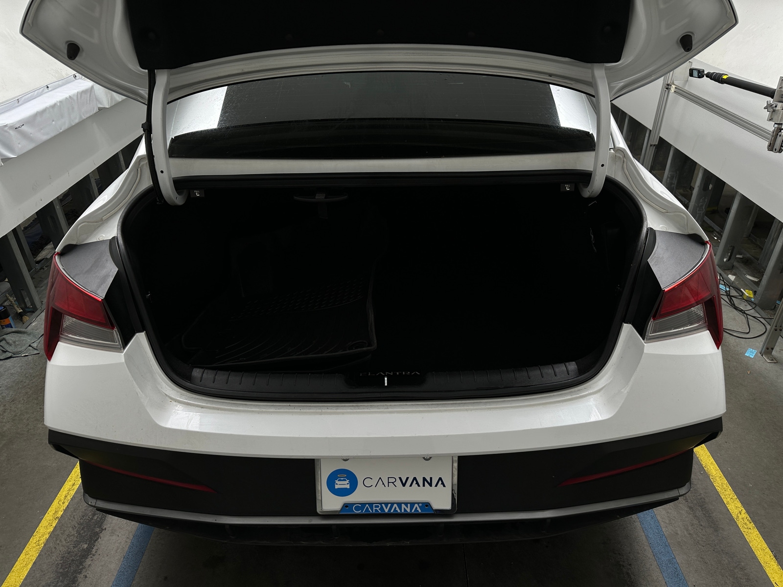 Thumbnail: 2024 Hyundai Elantra - 7