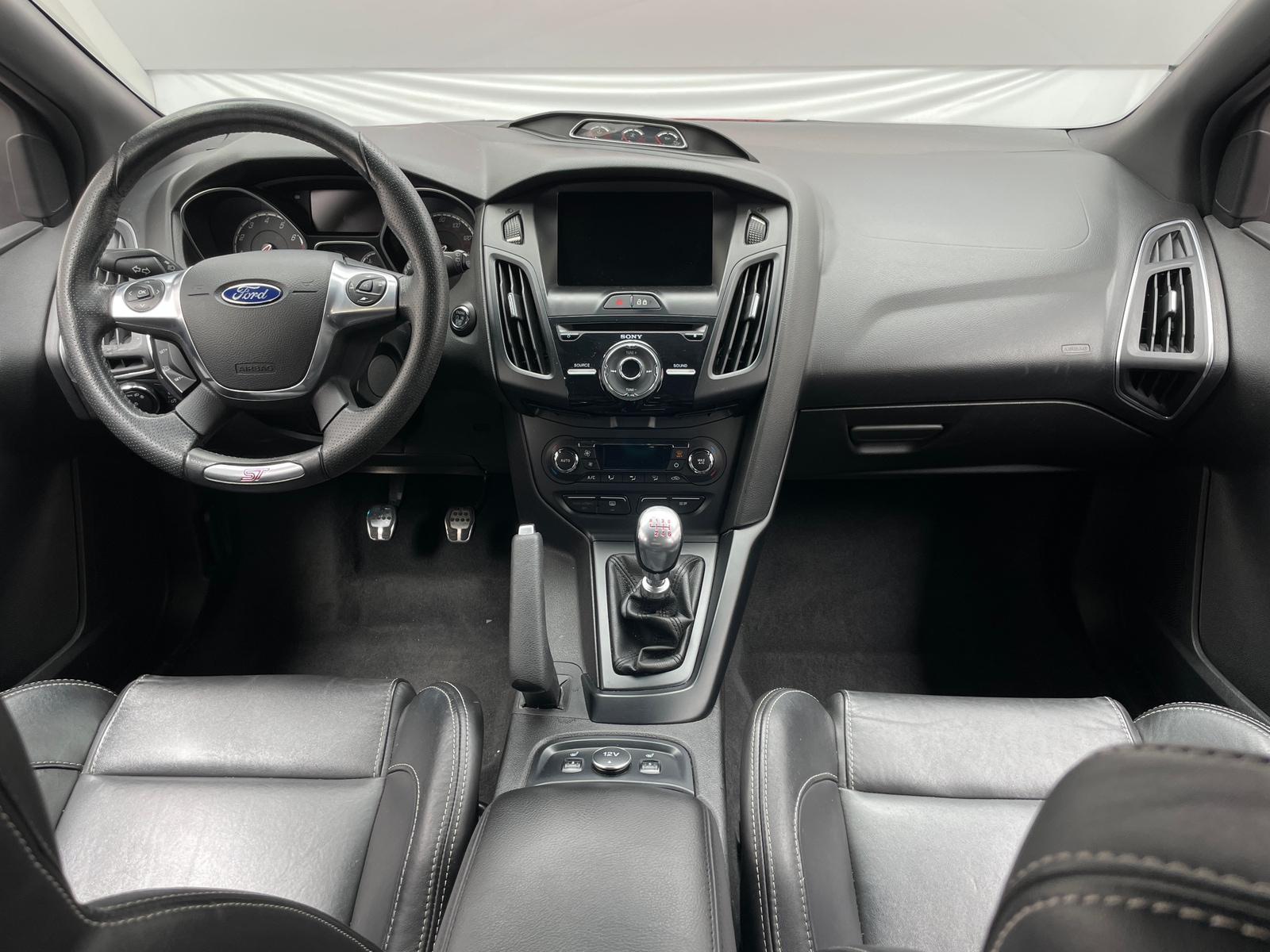 Thumbnail: 2014 Ford Focus - 3