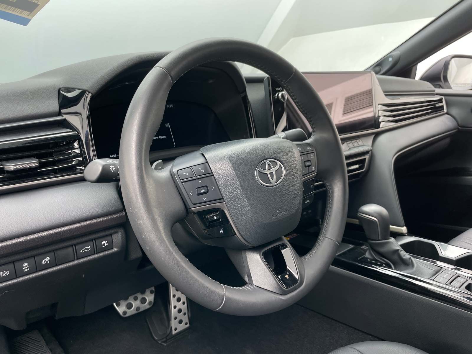 Thumbnail: 2025 Toyota Camry - 4