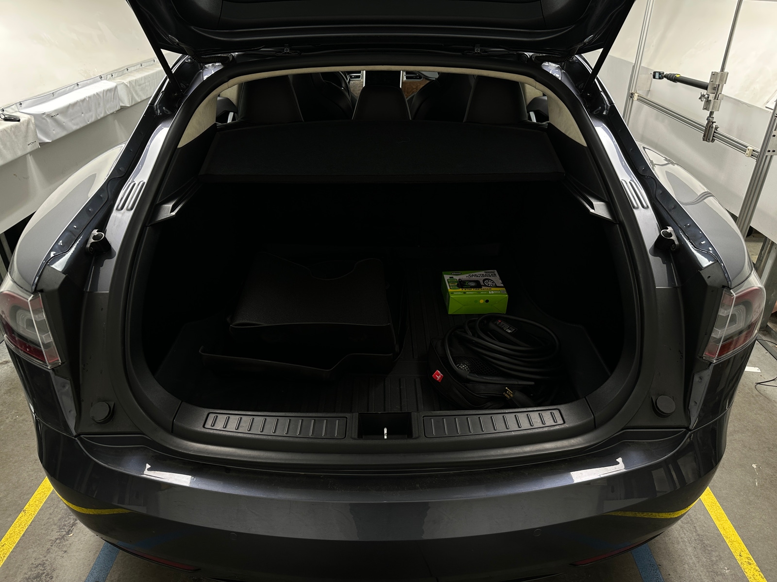 Thumbnail: 2017 Tesla Model S - 6