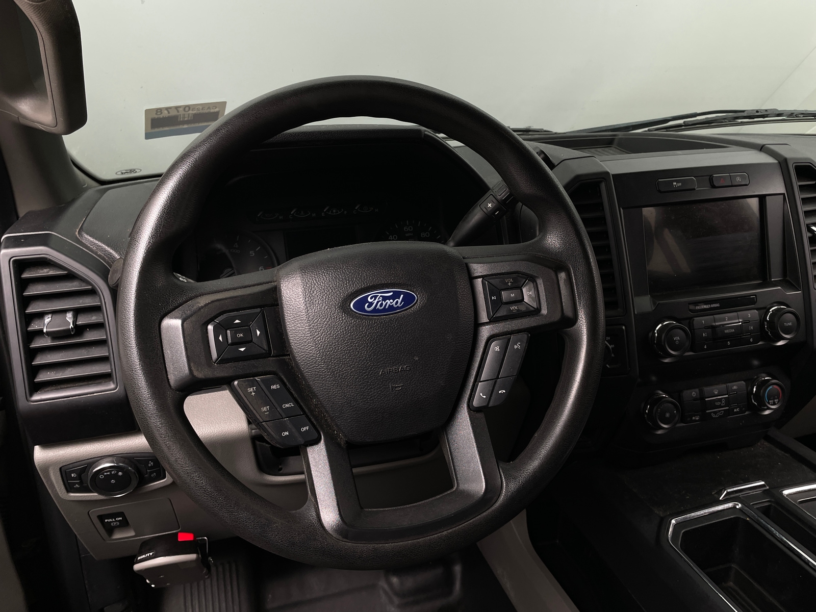 Thumbnail: 2020 Ford Econoline - 5