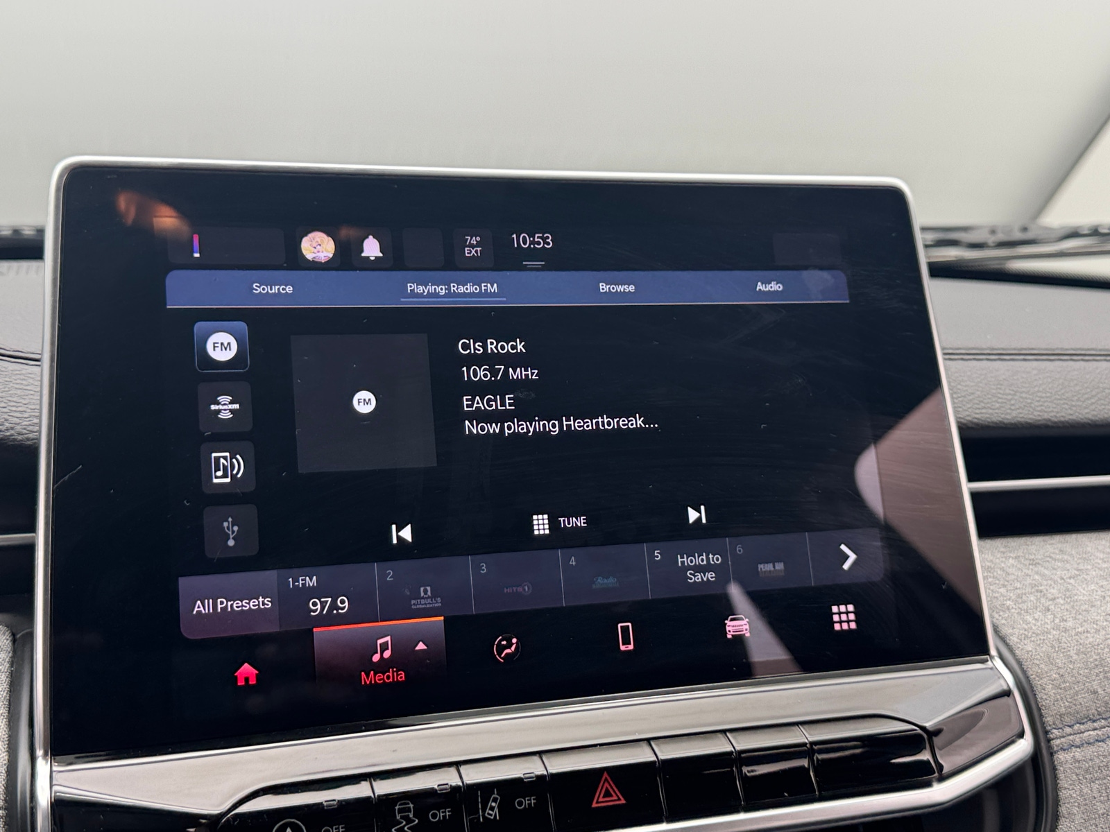 Thumbnail: 2023 Jeep Compass - 4