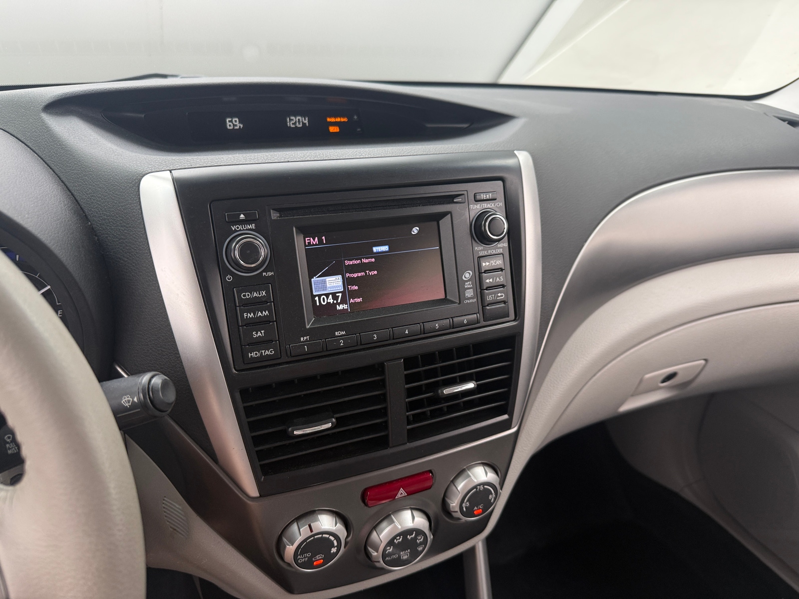 Thumbnail: 2013 Subaru Forester - 3