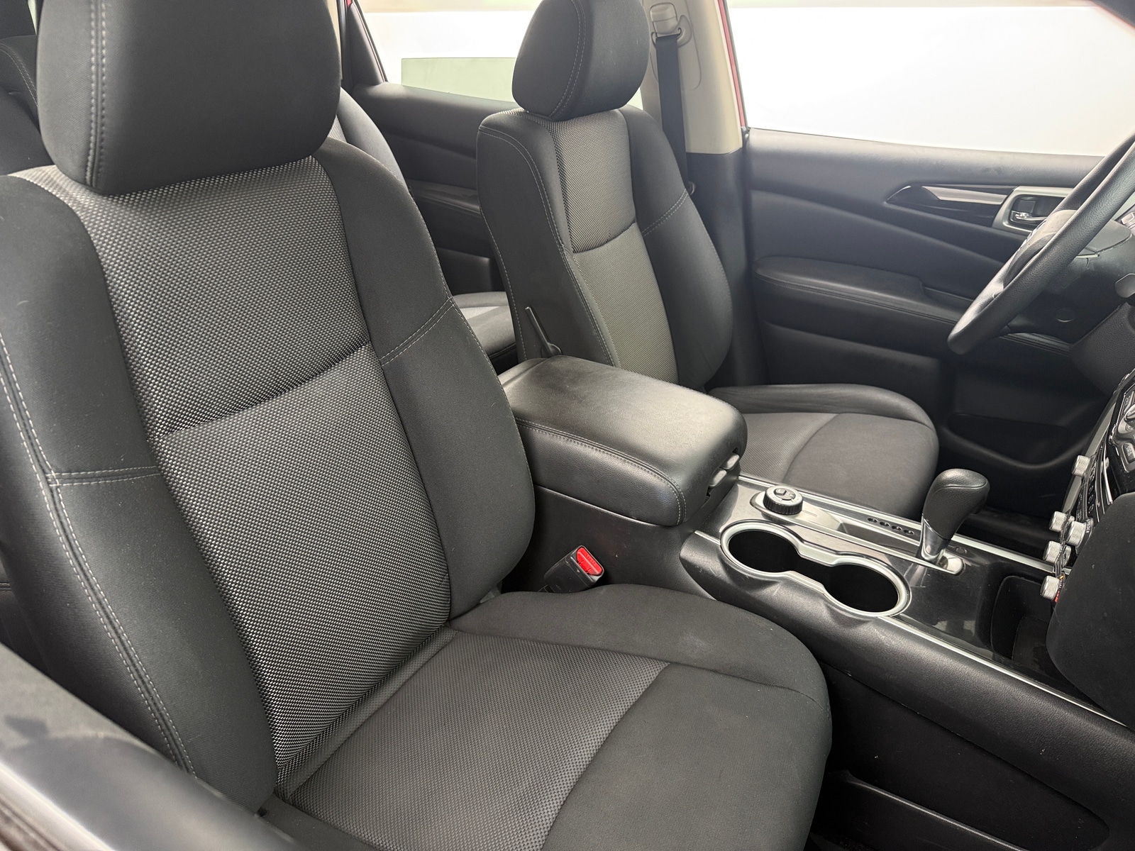 Thumbnail: 2018 Nissan Pathfinder - 2