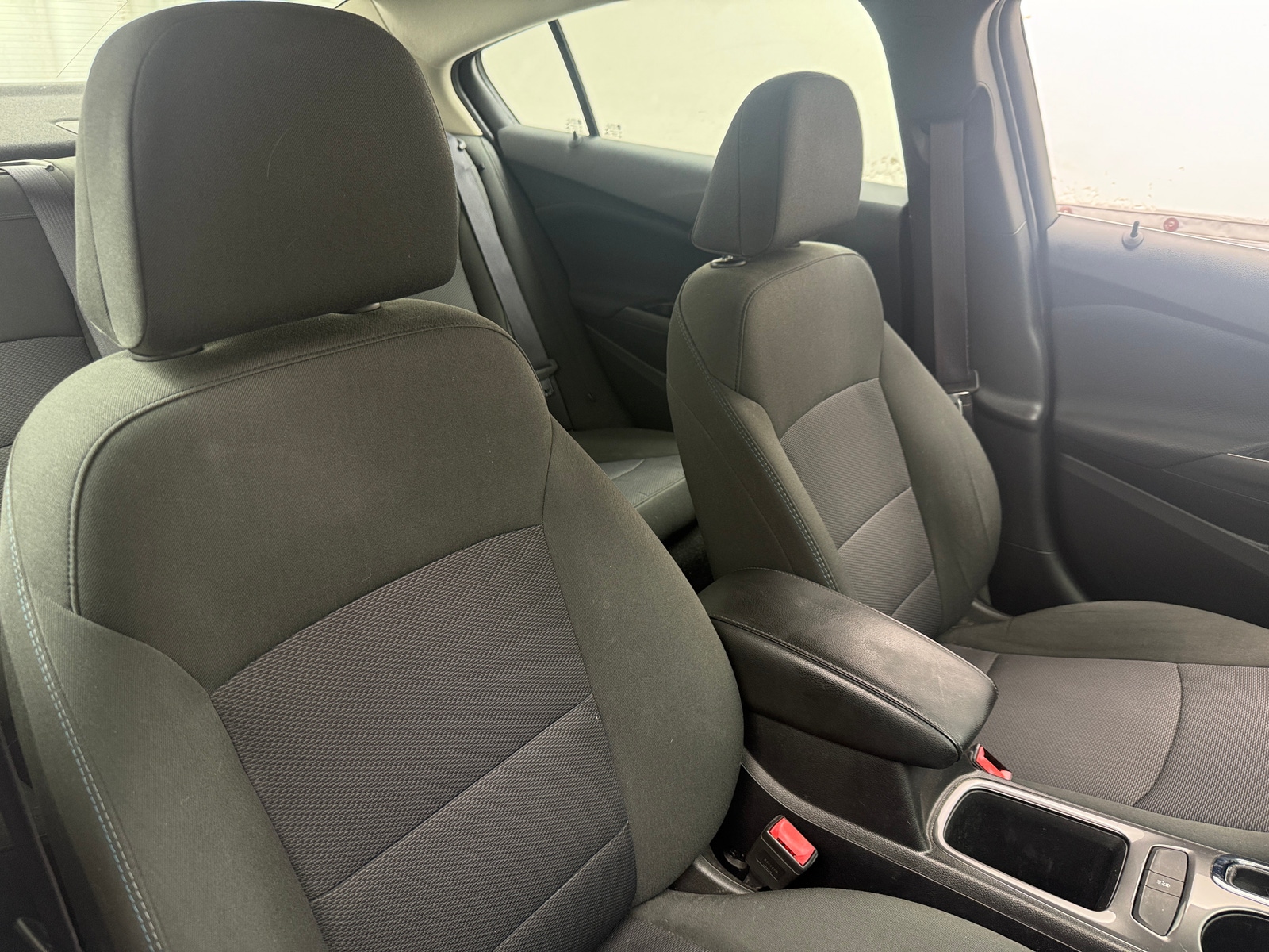 Thumbnail: 2017 Chevrolet Cruze - 2