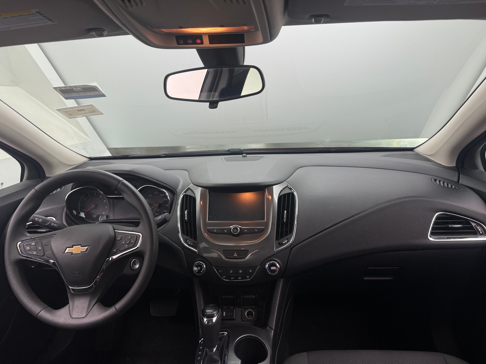 Thumbnail: 2017 Chevrolet Cruze - 3