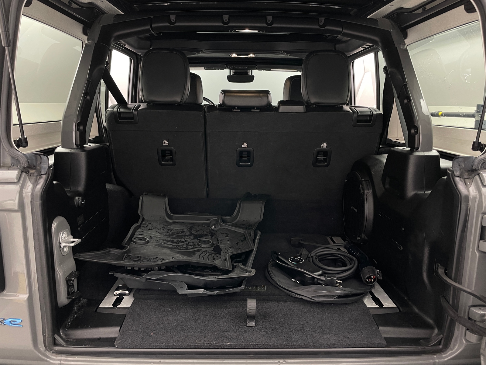 Thumbnail: 2021 Jeep Wrangler - 7