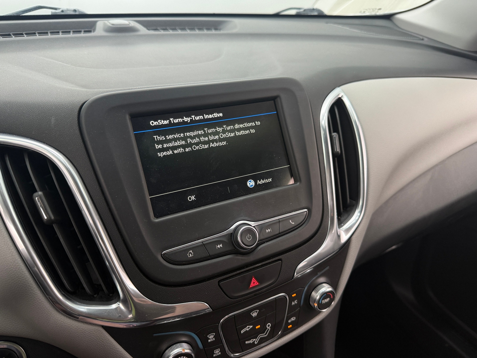 Thumbnail: 2019 Chevrolet Equinox - 4