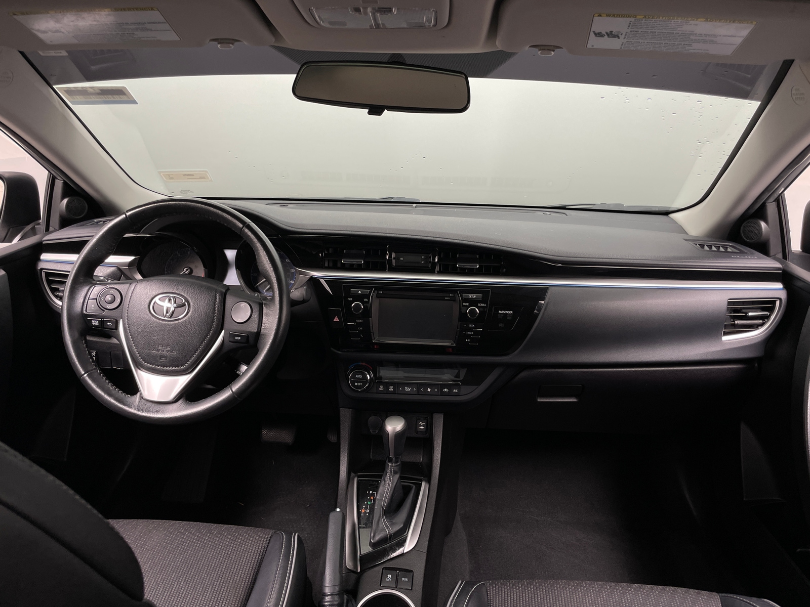 Thumbnail: 2016 Toyota Corolla - 3