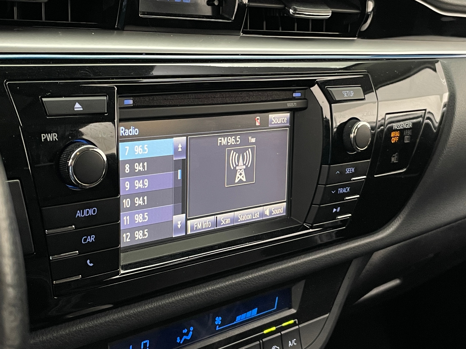 Thumbnail: 2016 Toyota Corolla - 4