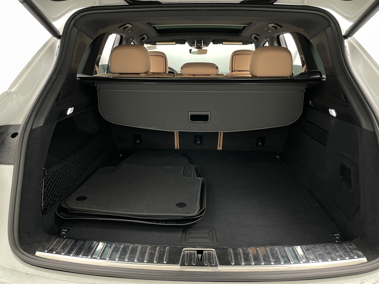 Thumbnail: 2022 Porsche Cayenne - 6