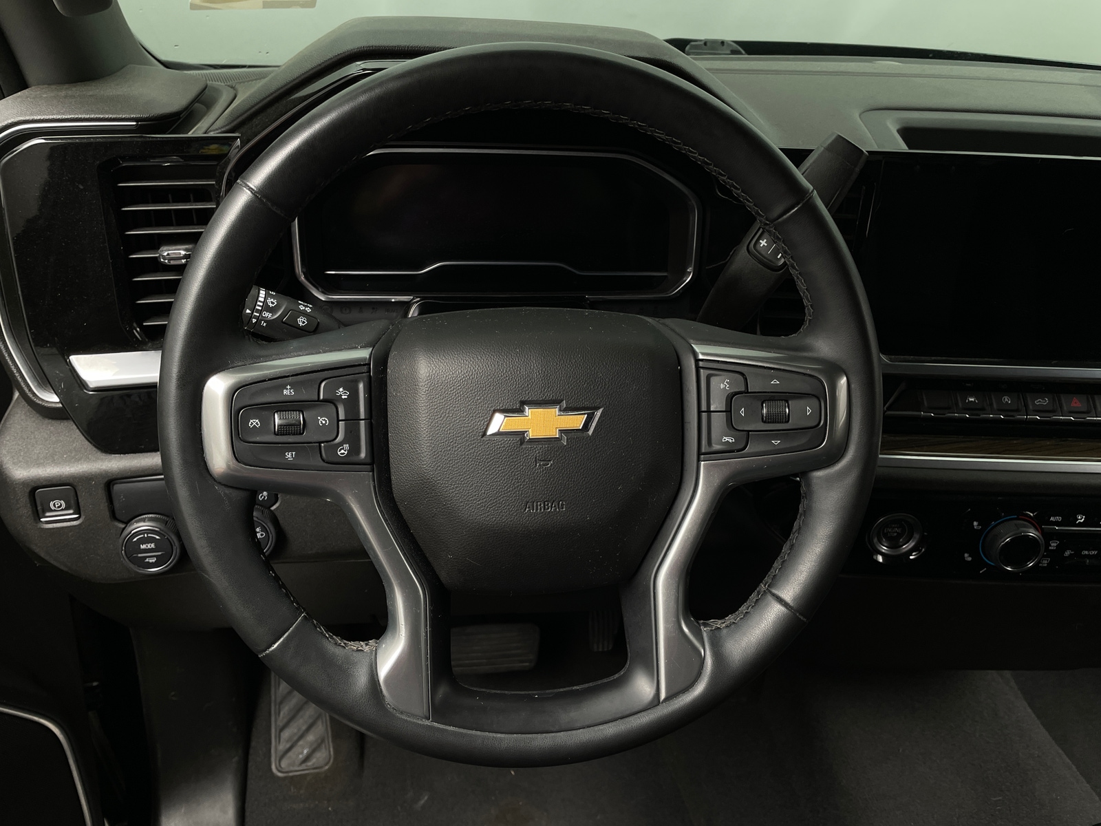 Thumbnail: 2023 Chevrolet Silverado 1500 - 5