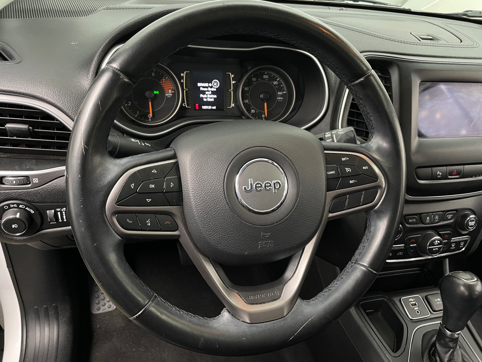 Thumbnail: 2019 Jeep Cherokee - 5
