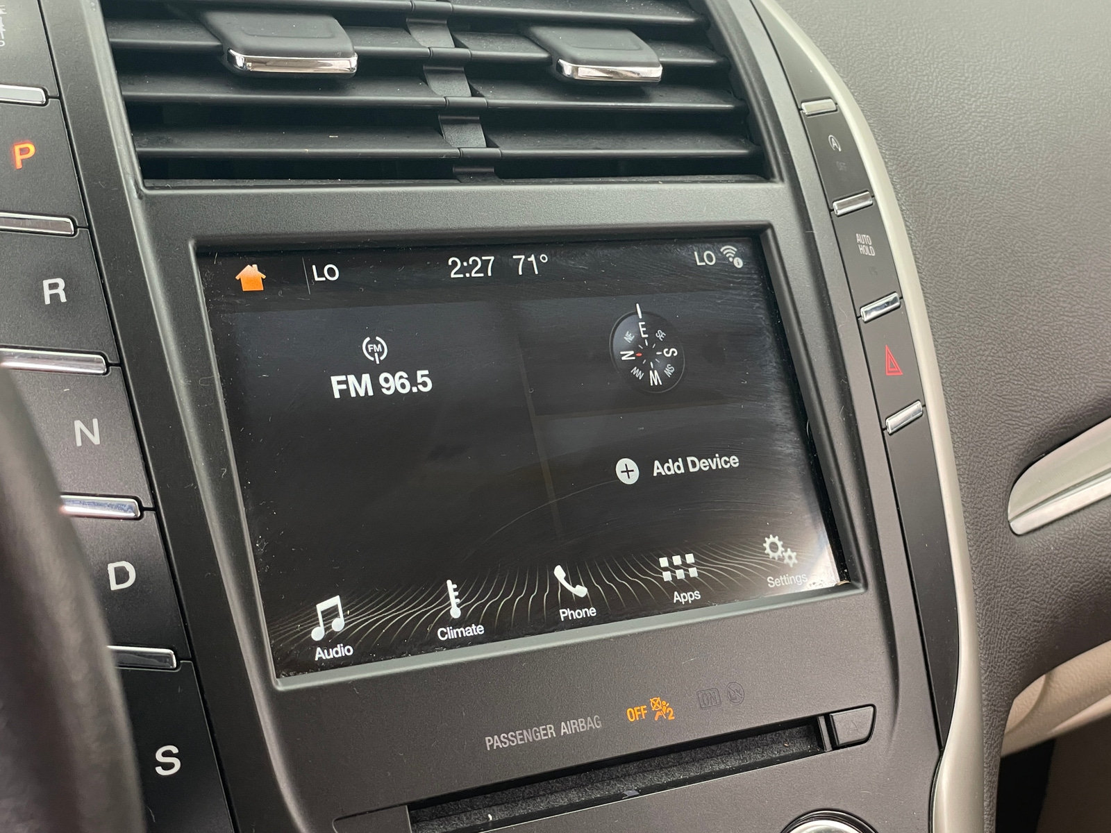 Thumbnail: 2017 Lincoln MKC - 3