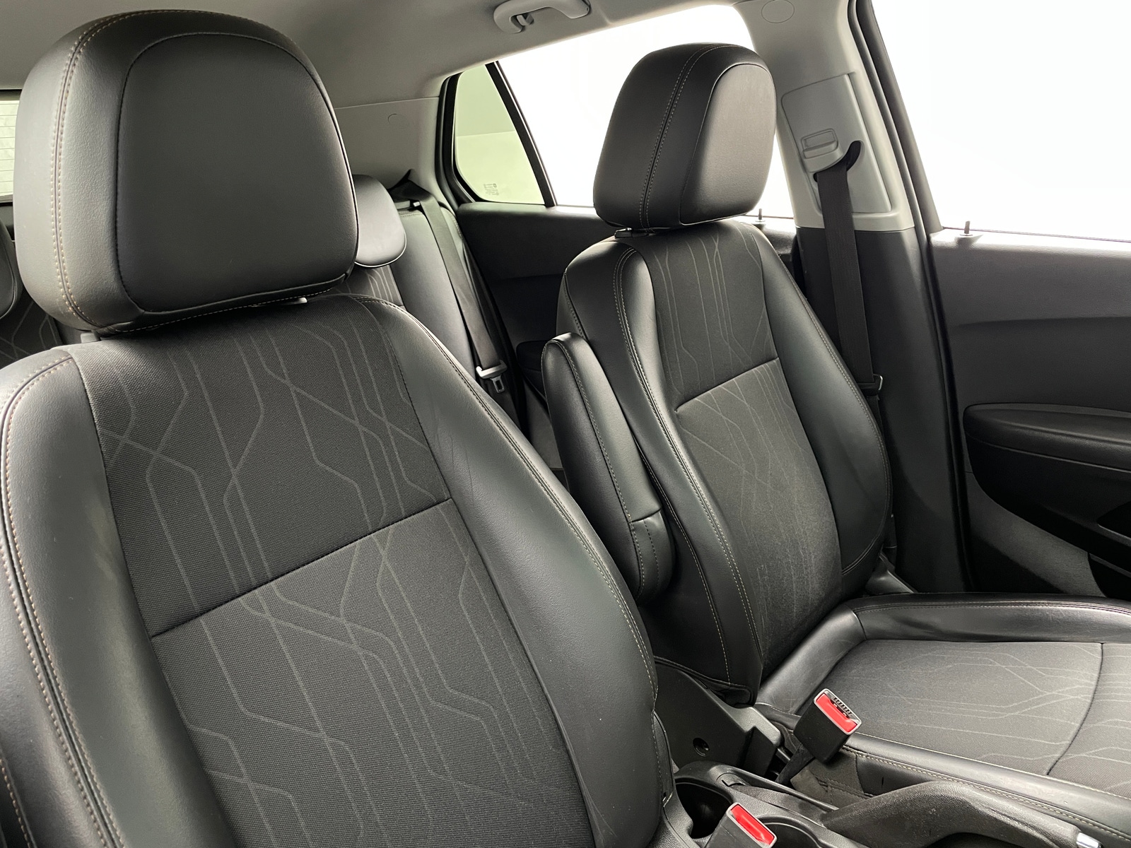 Thumbnail: 2020 Chevrolet Trax - 2