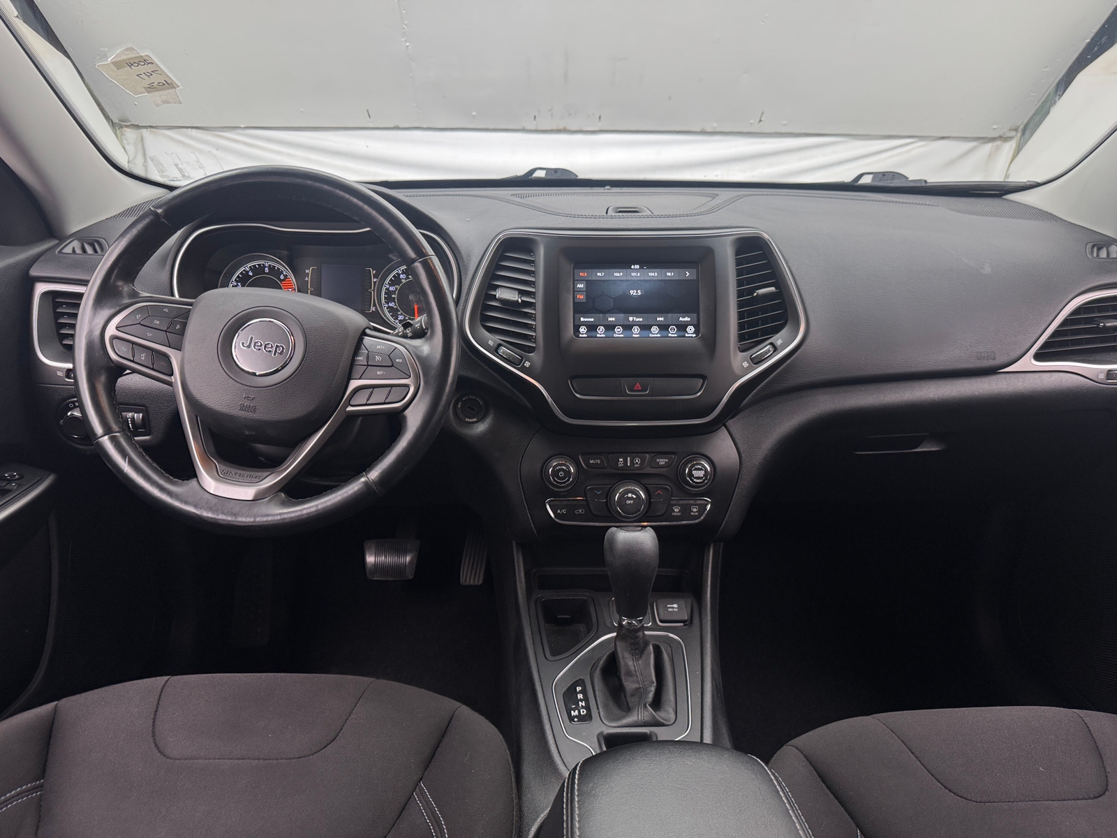 Thumbnail: 2020 Jeep Cherokee - 3