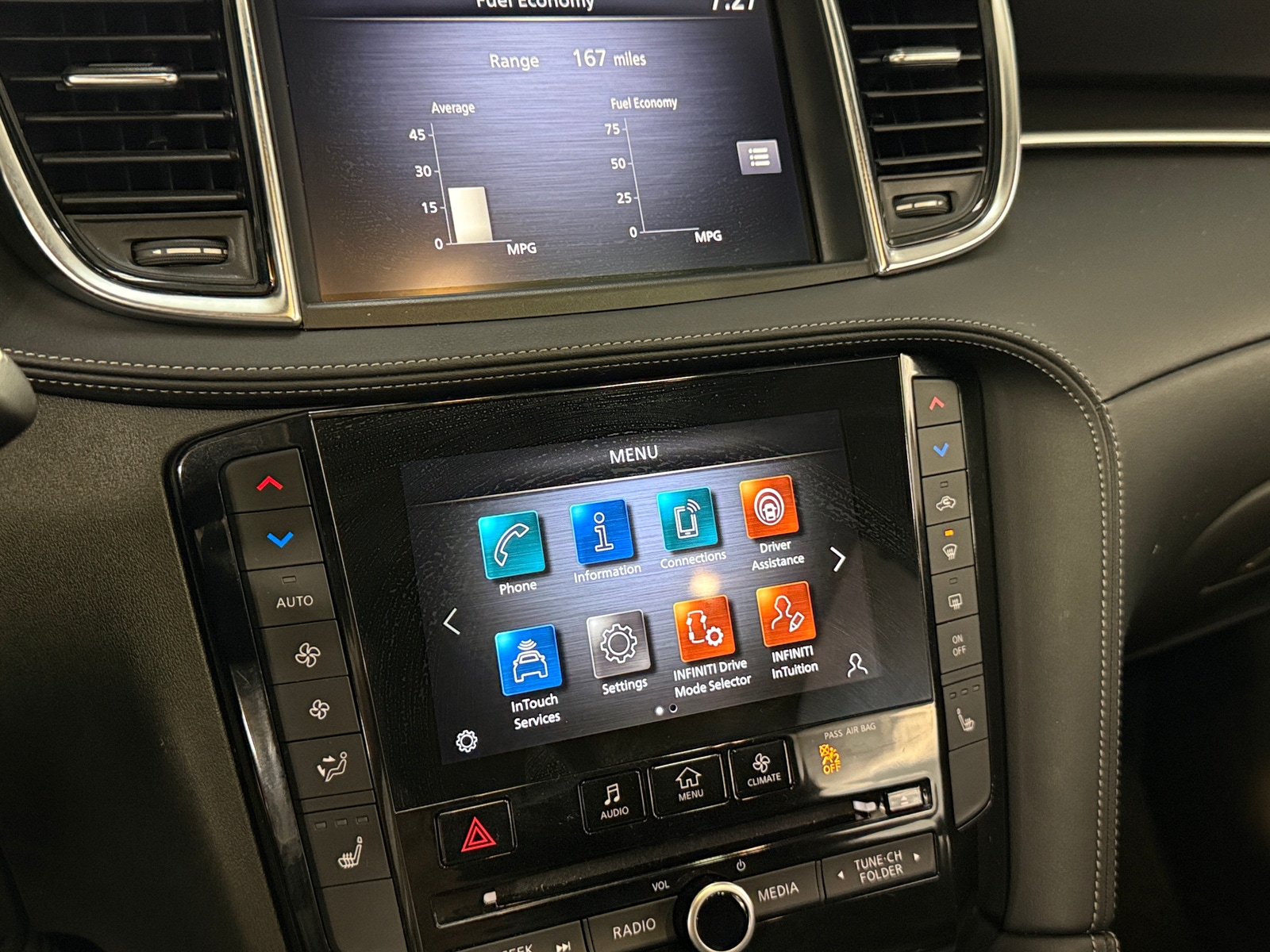 Thumbnail: 2024 INFINITI QX55 - 3