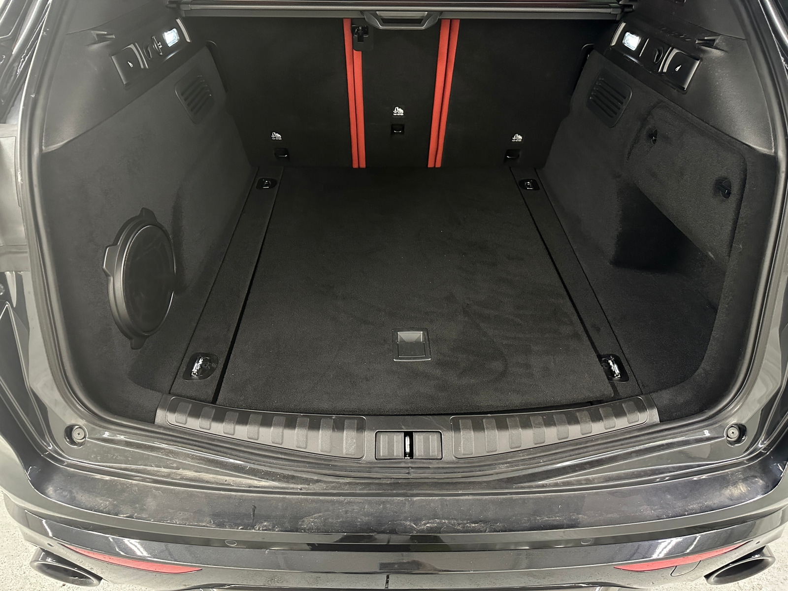 Thumbnail: 2024 Alfa Romeo Stelvio - 6