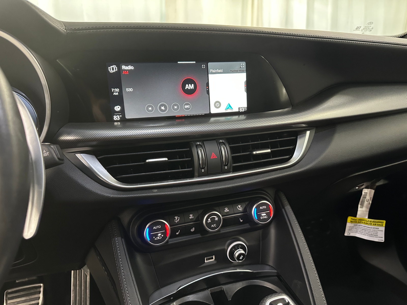 Thumbnail: 2024 Alfa Romeo Stelvio - 3