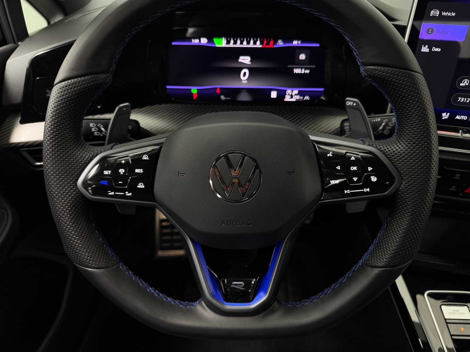 Thumbnail: 2025 Volkswagen Golf - 4