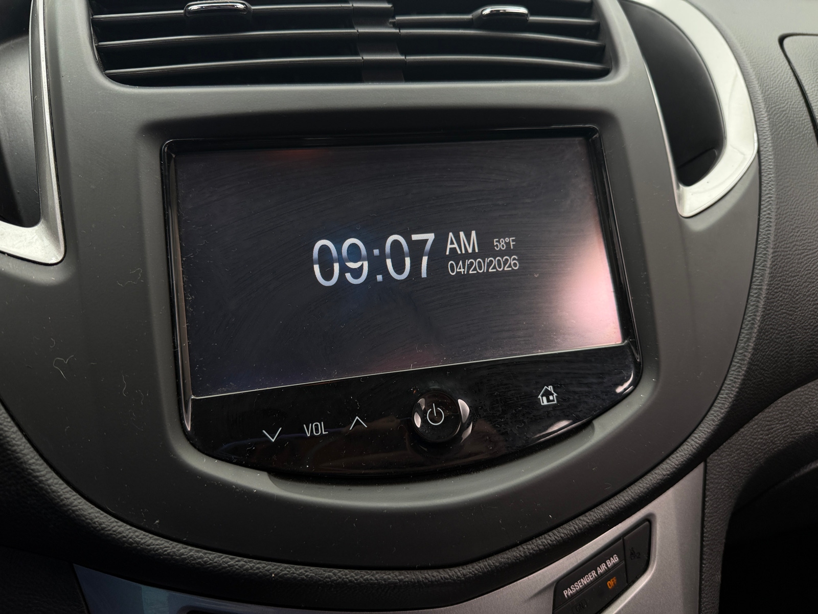 Thumbnail: 2016 Chevrolet Trax - 4