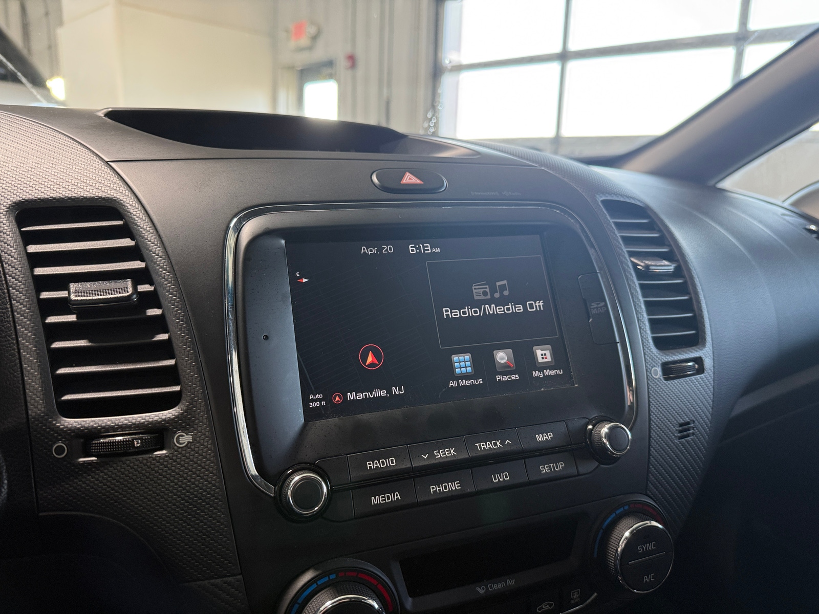 Thumbnail: 2018 Kia Forte - 3