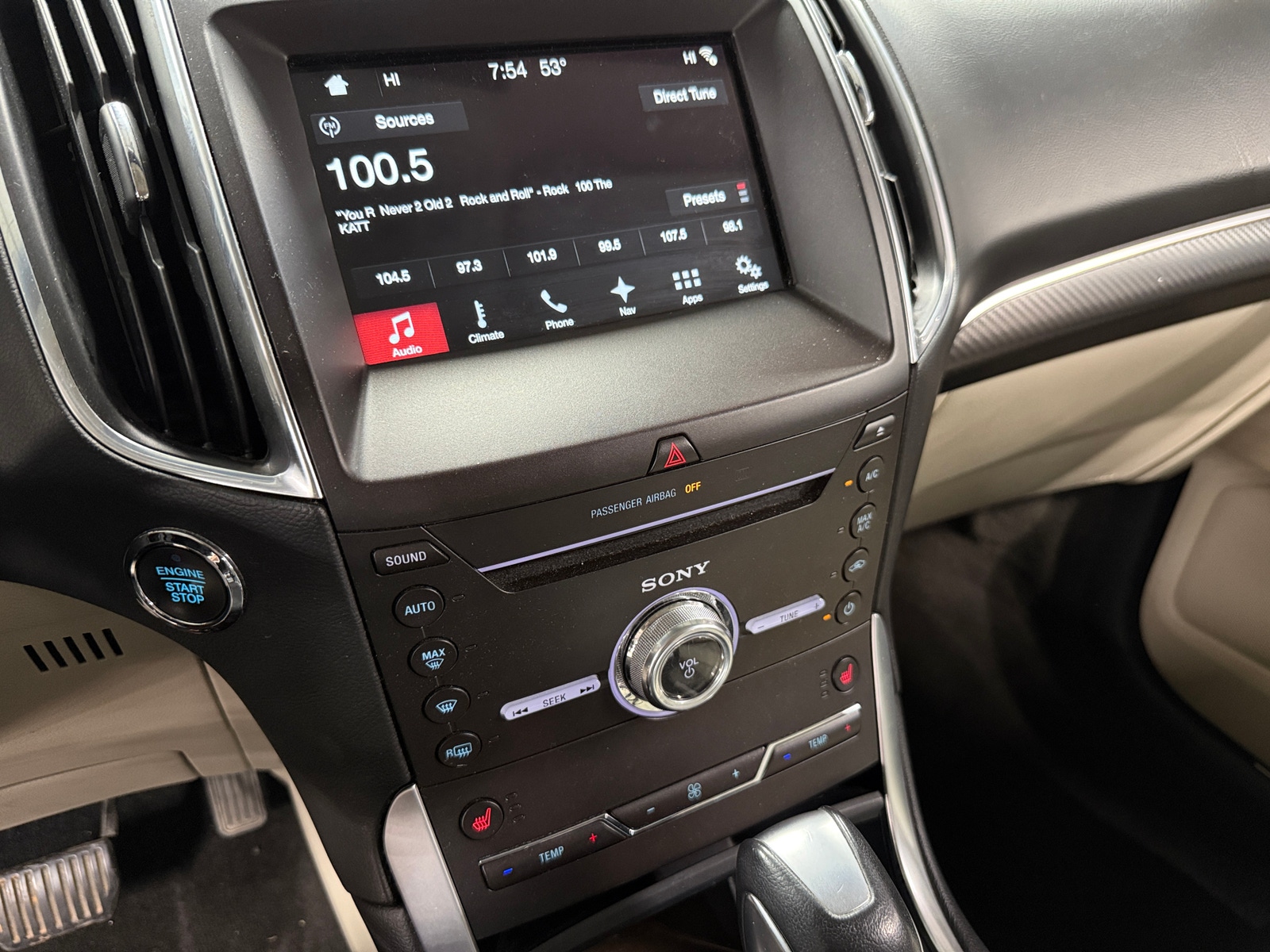 Thumbnail: 2018 Ford Edge - 3