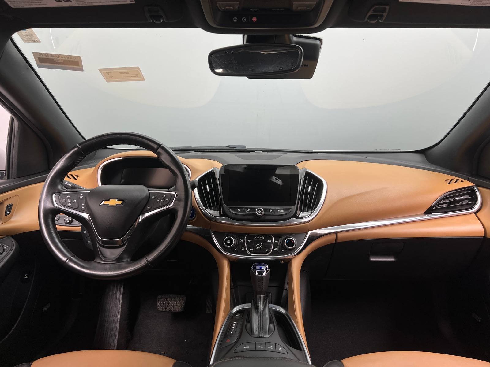 Thumbnail: 2018 Chevrolet Volt - 2