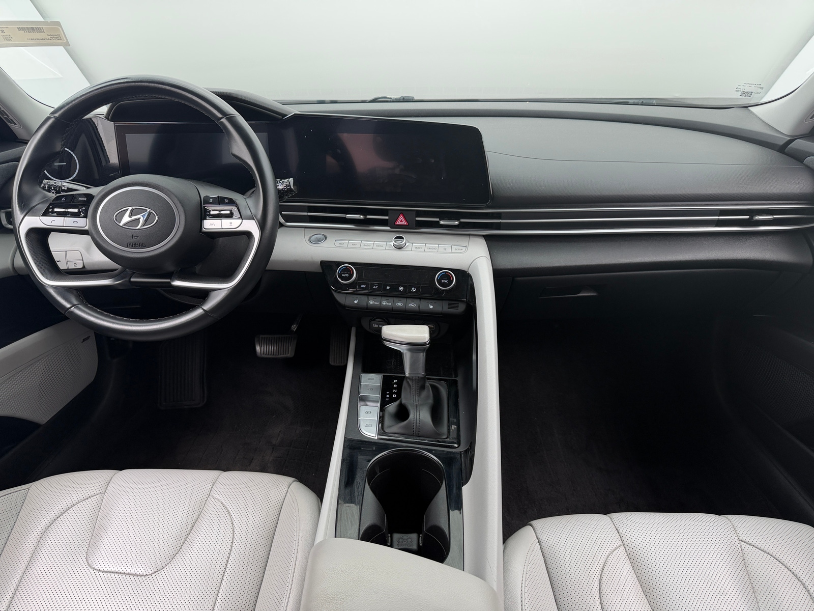 Thumbnail: 2021 Hyundai Elantra - 2