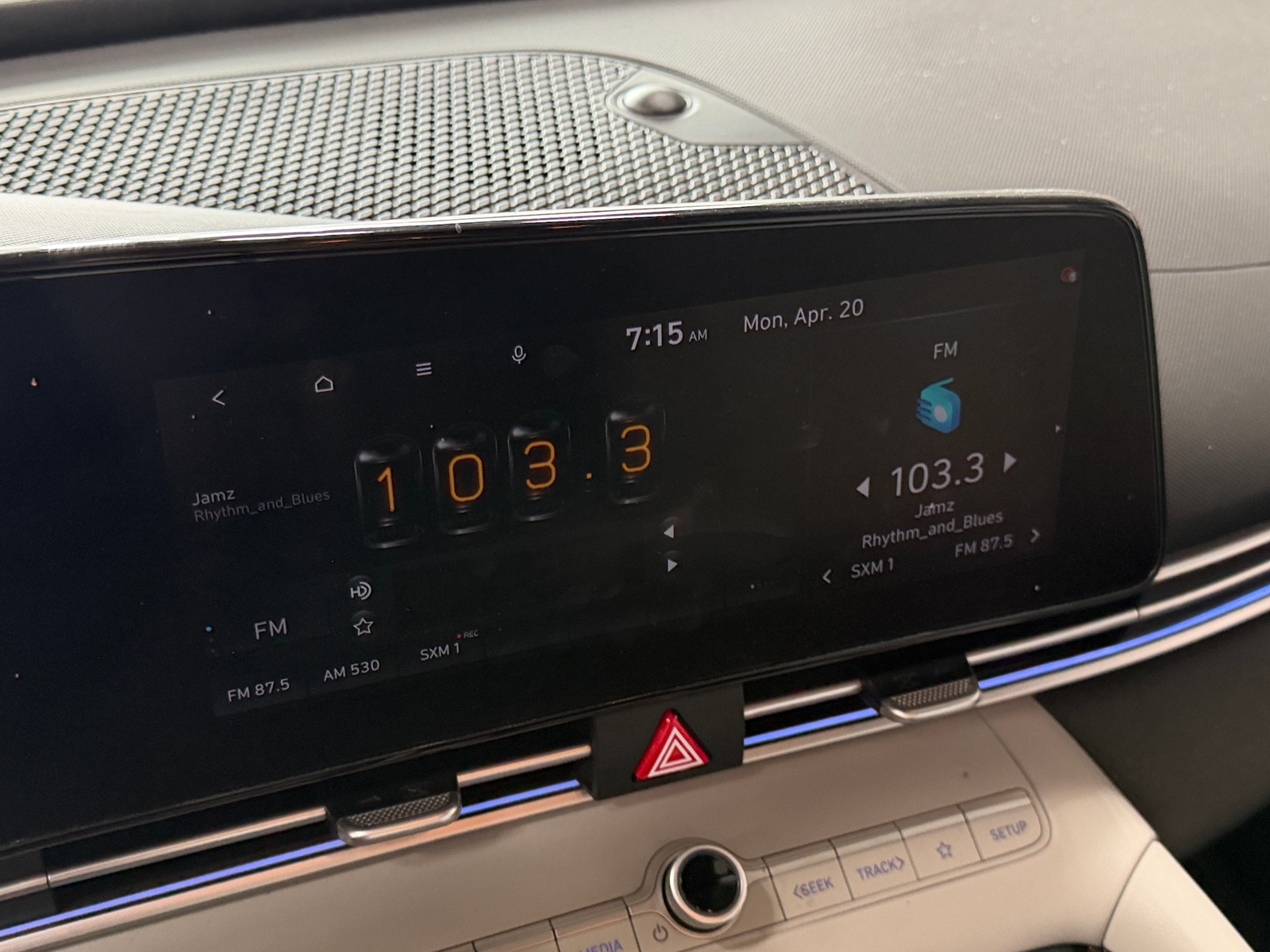 Thumbnail: 2021 Hyundai Elantra - 3