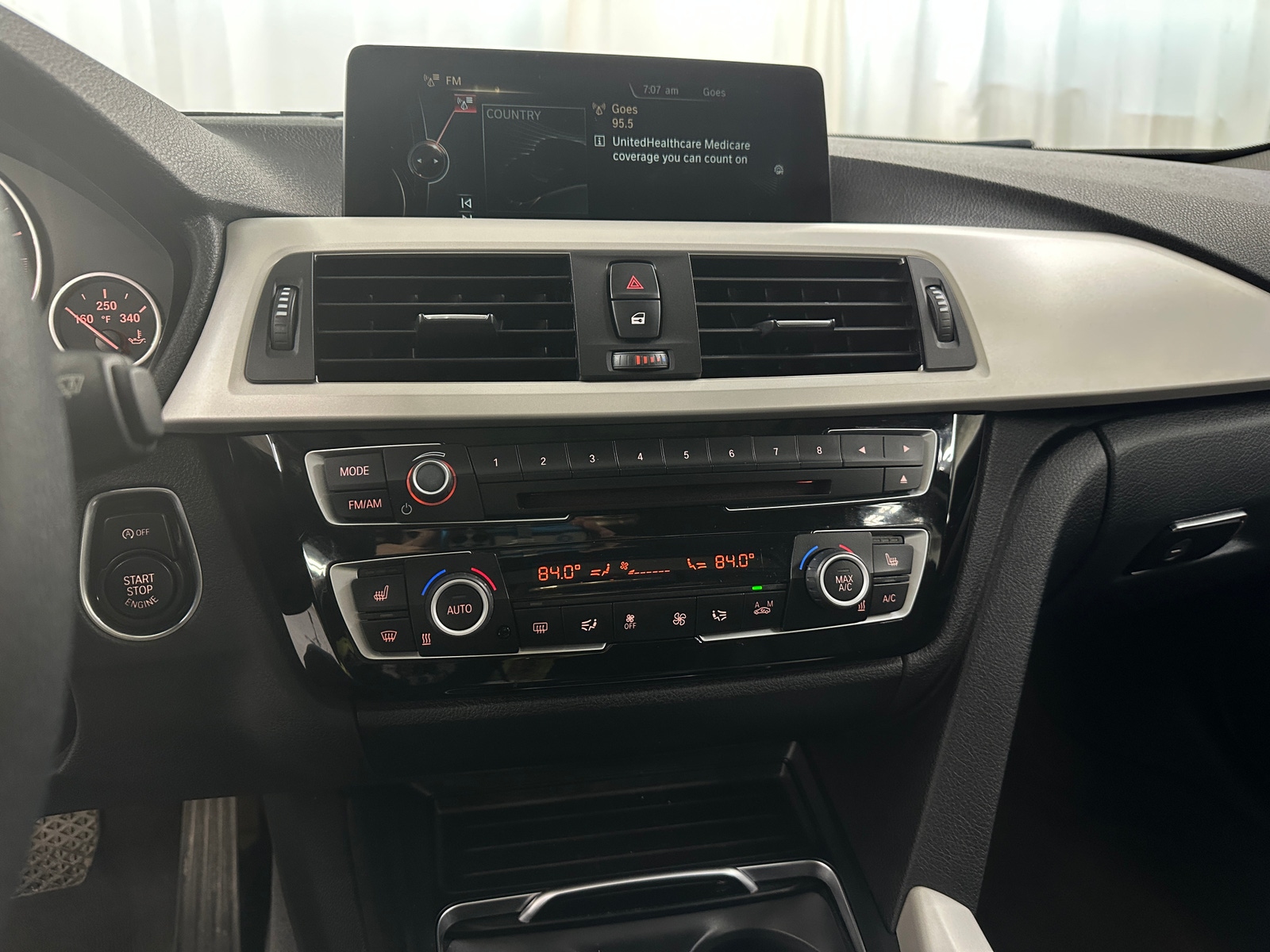 Thumbnail: 2016 BMW 3 Series - 3