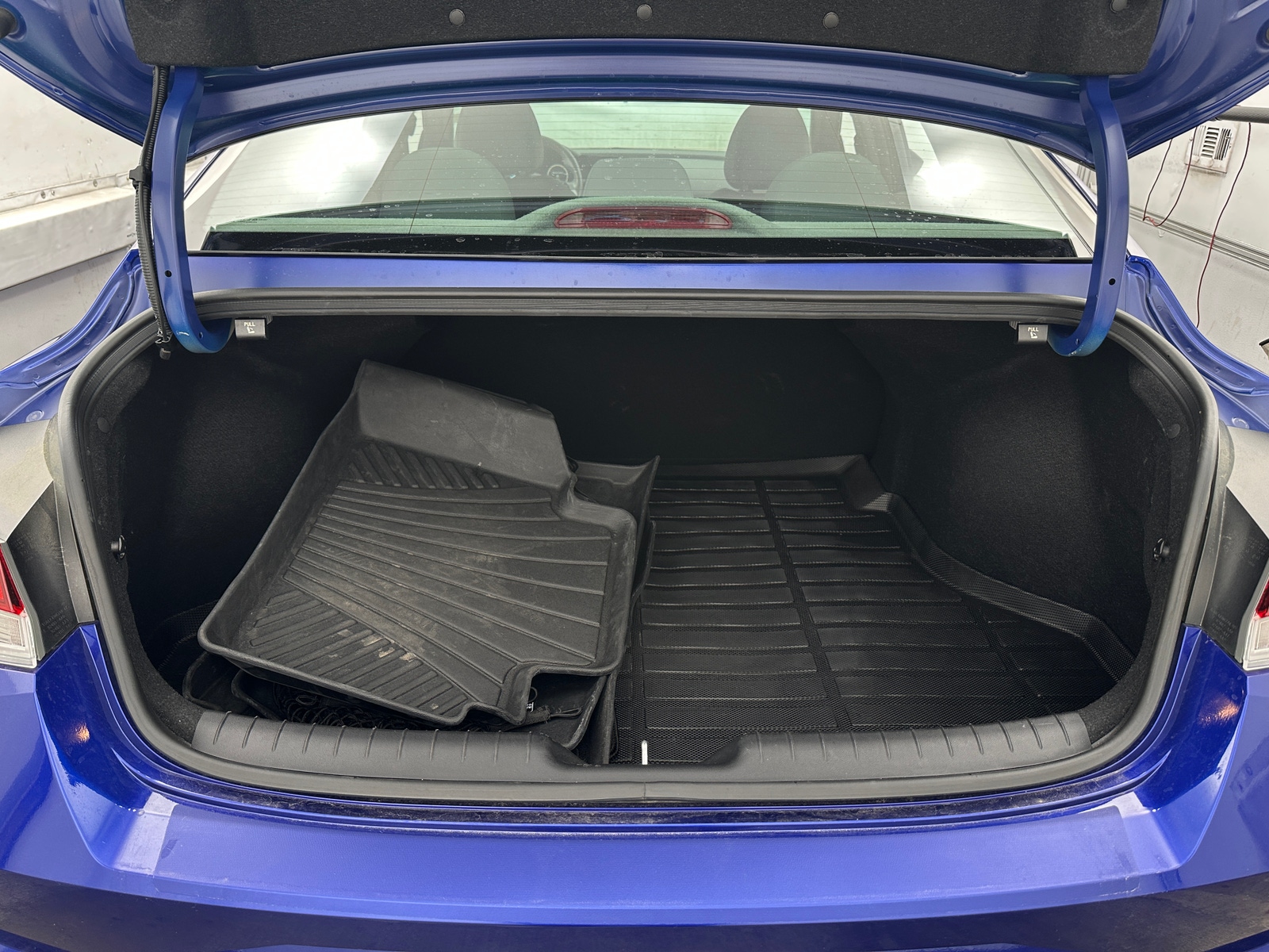 Thumbnail: 2023 Hyundai Elantra - 7