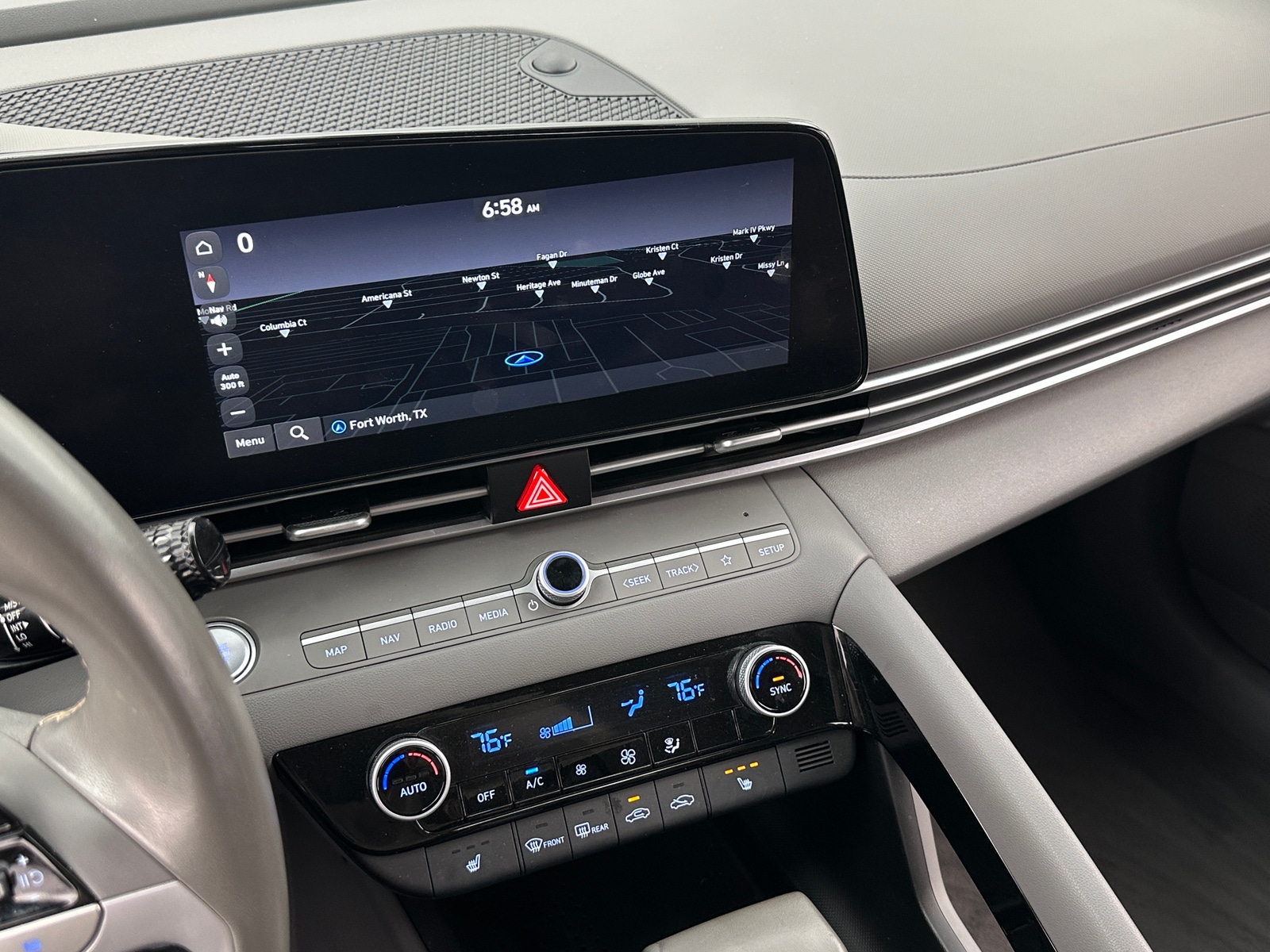 Thumbnail: 2023 Hyundai Elantra - 4