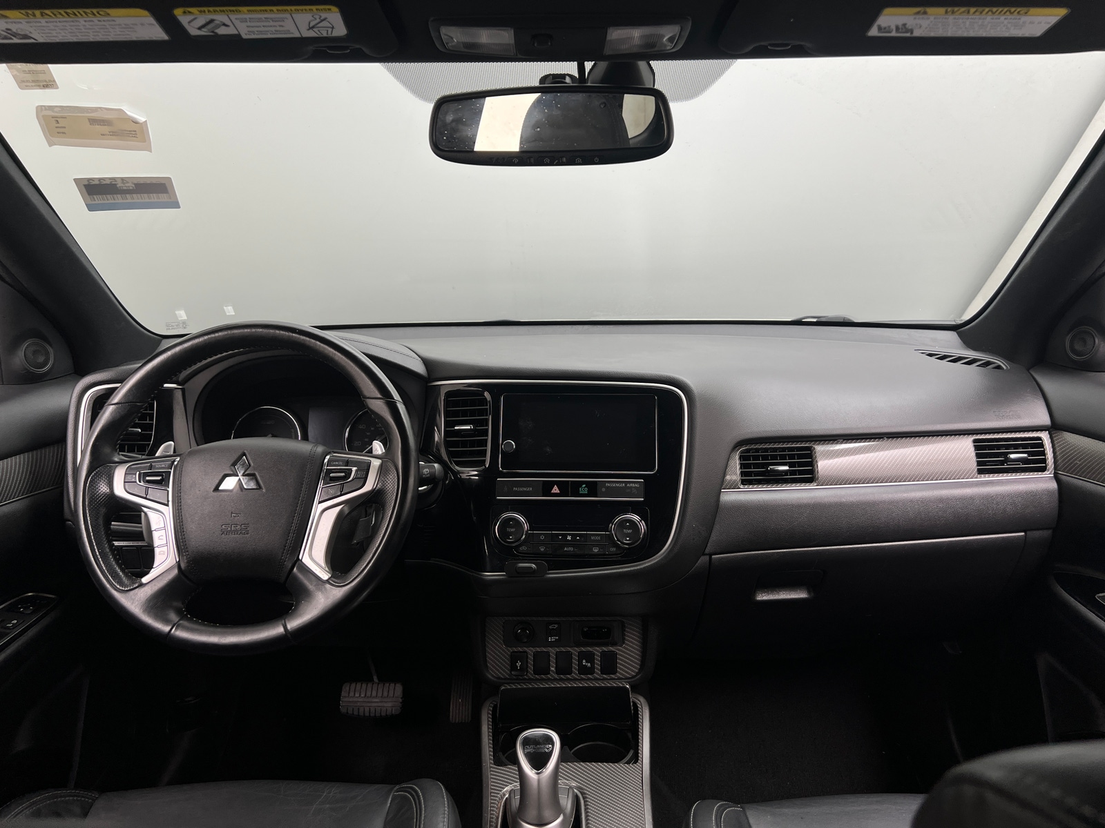 Thumbnail: 2019 Mitsubishi Outlander - 2