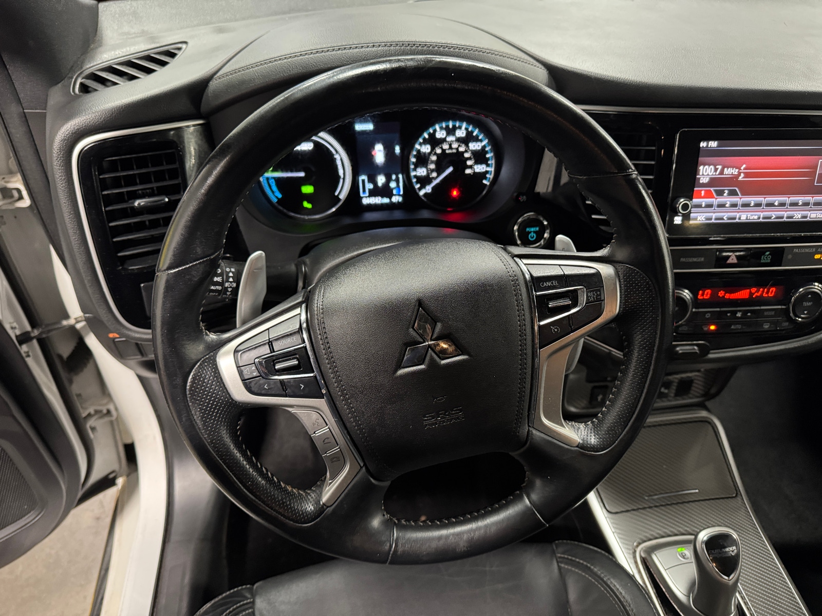 Thumbnail: 2019 Mitsubishi Outlander - 4