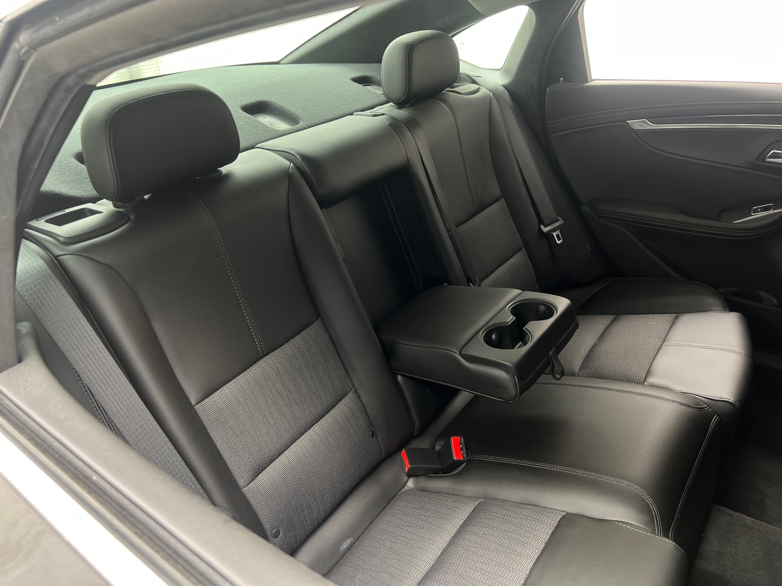 Thumbnail: 2016 Chevrolet Impala - 6