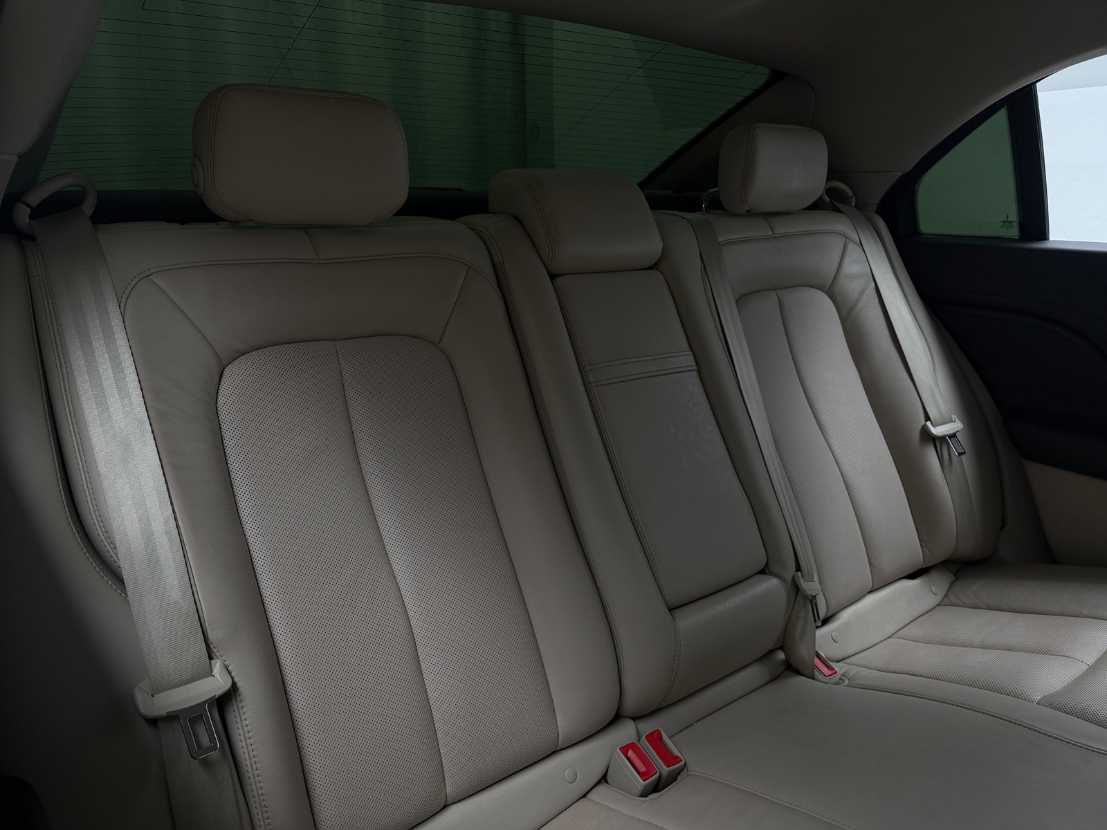Thumbnail: 2018 Lincoln Continental - 5