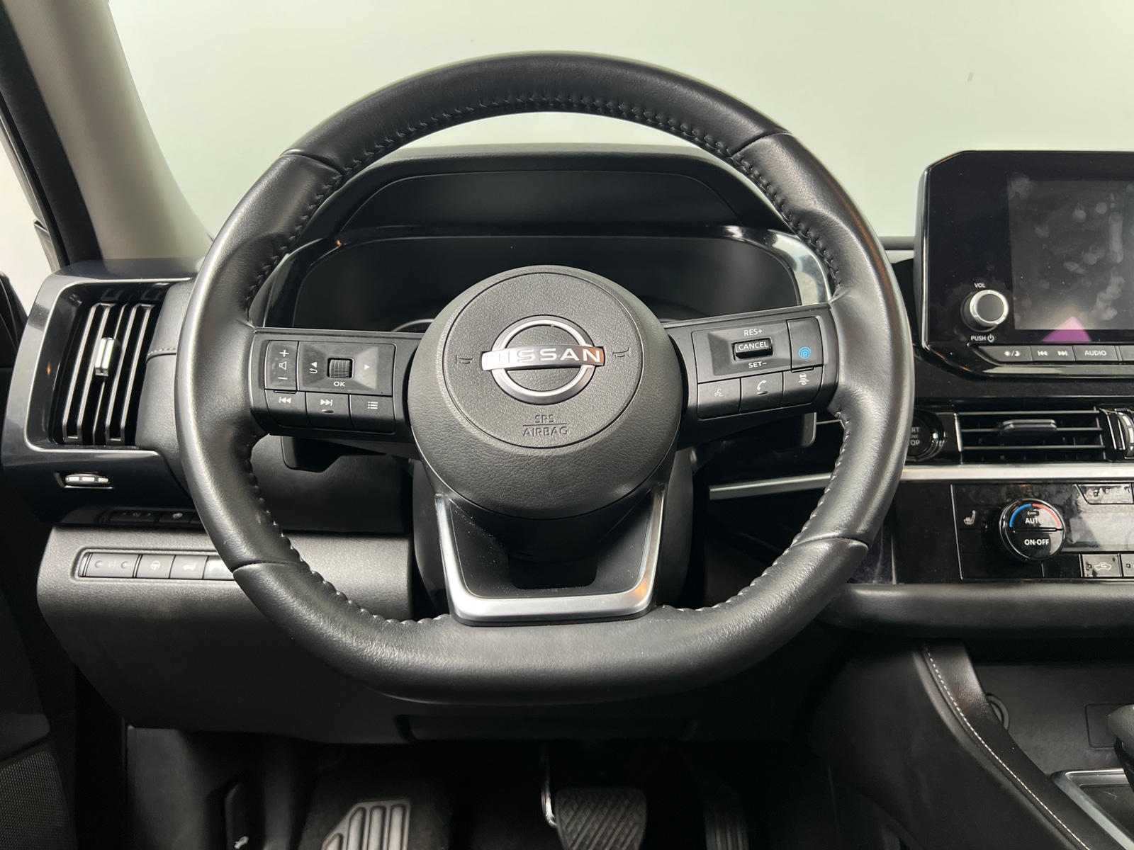Thumbnail: 2025 Nissan Pathfinder - 5