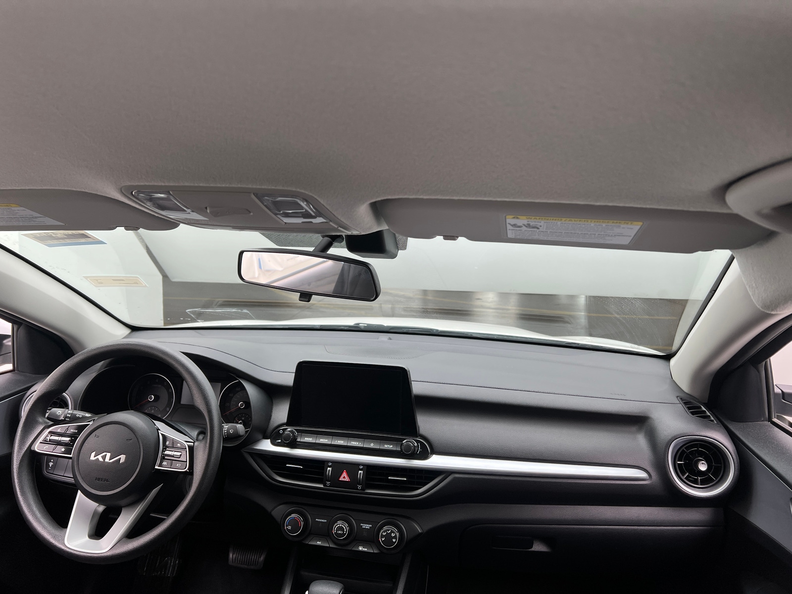 Thumbnail: 2024 Kia Forte - 3