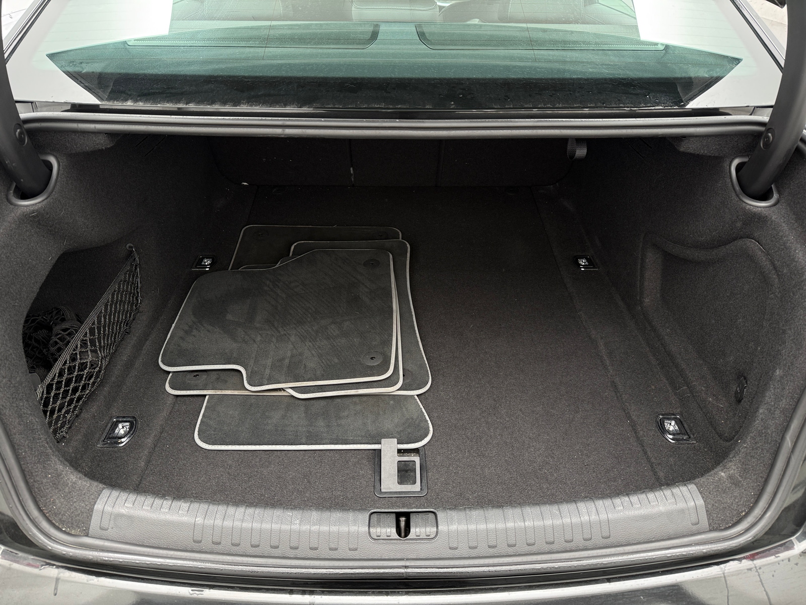 Thumbnail: 2019 Audi A6 - 6