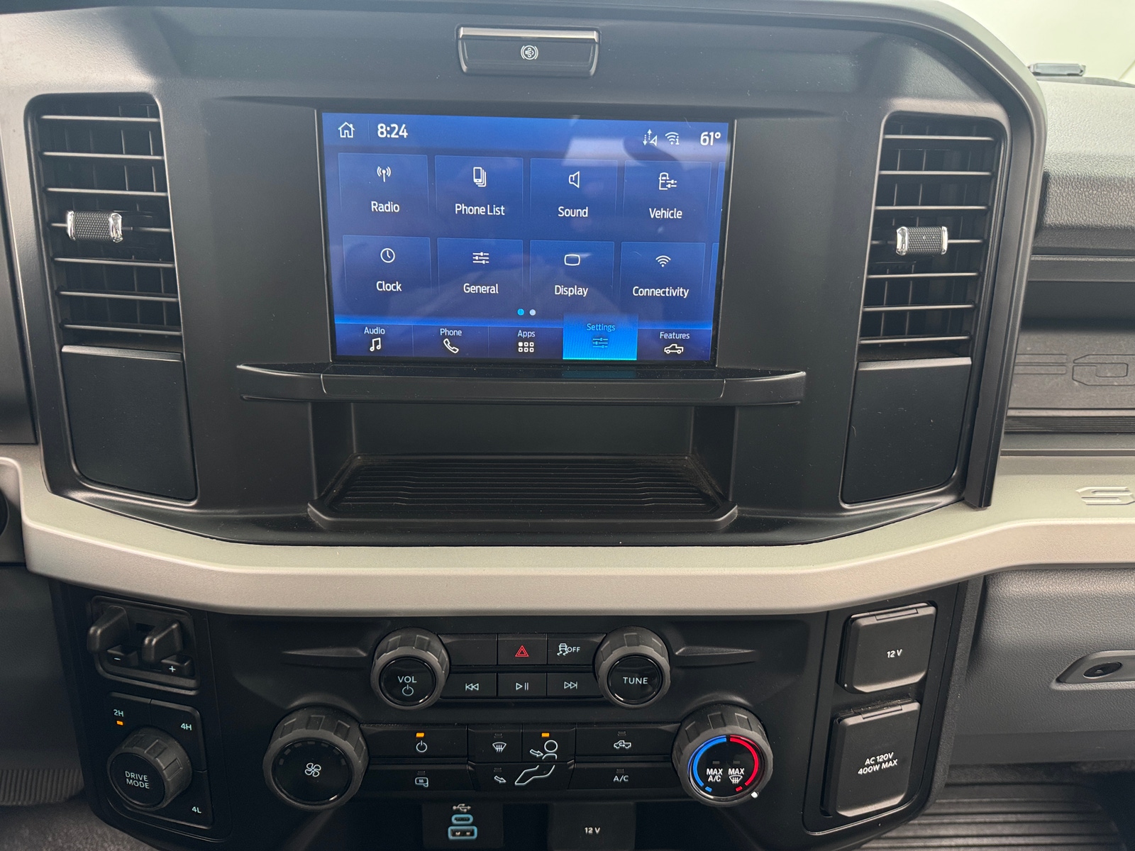 Thumbnail: 2025 Ford Econoline - 3