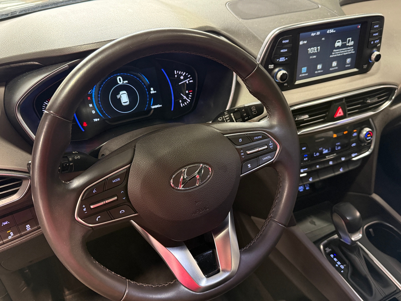 Thumbnail: 2020 Hyundai Santa Fe - 4