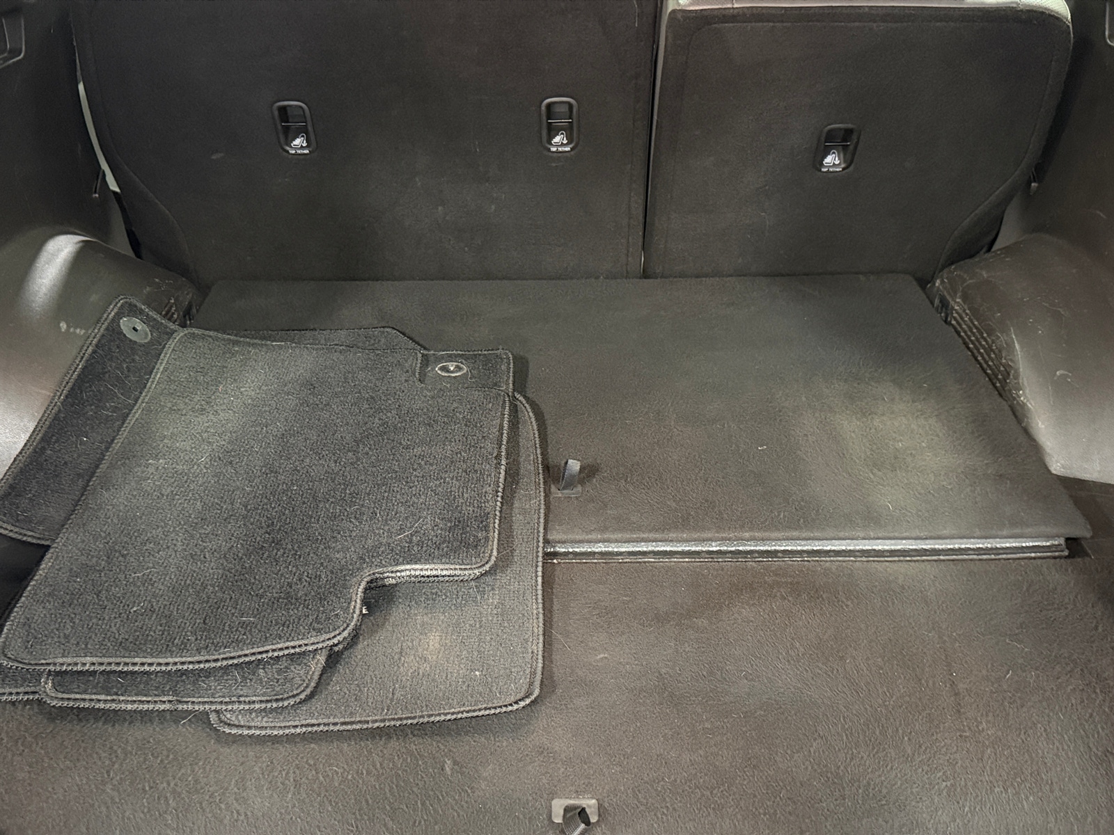 Thumbnail: 2020 Hyundai Santa Fe - 6