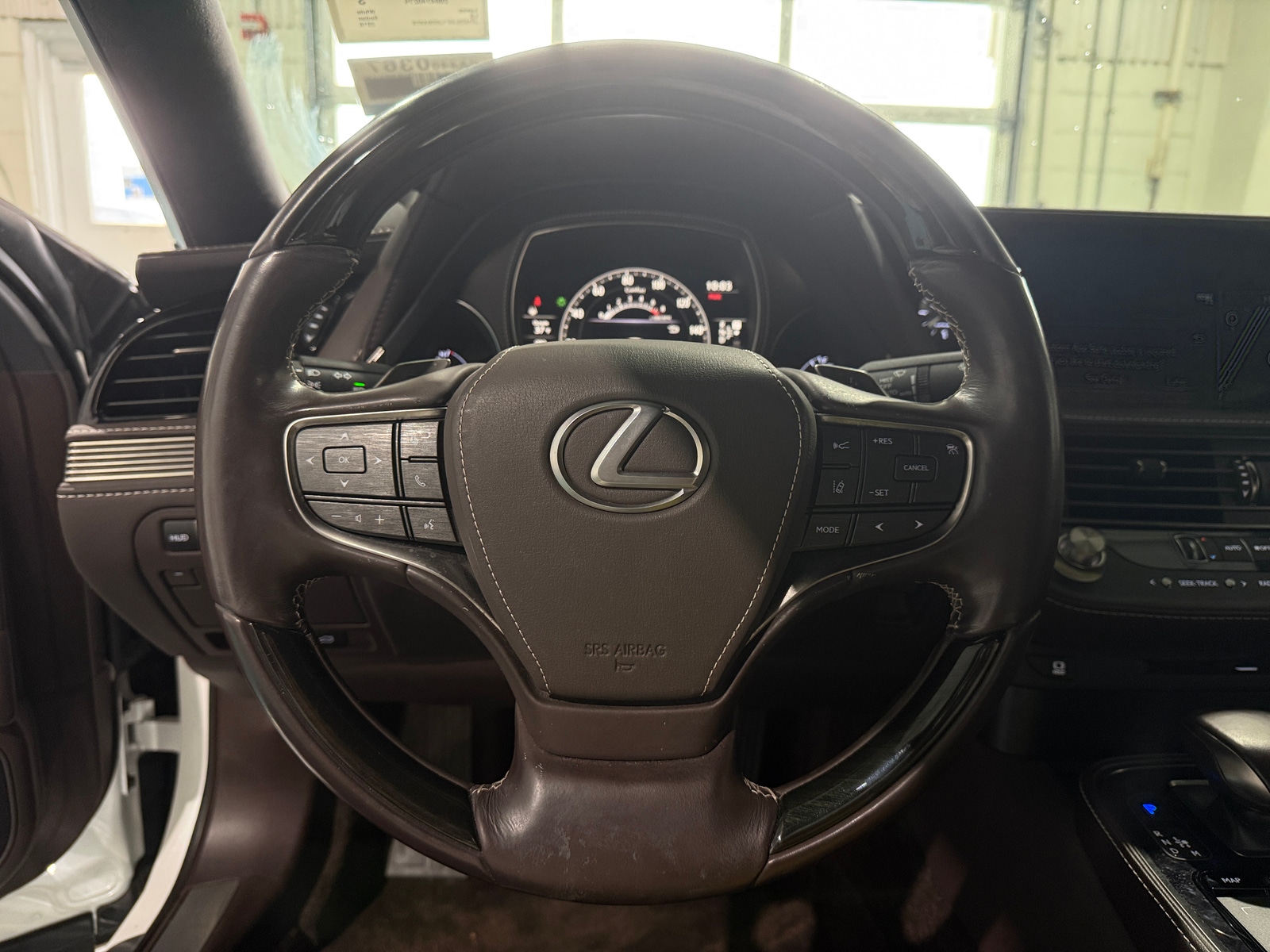 Thumbnail: 2018 Lexus LS - 4