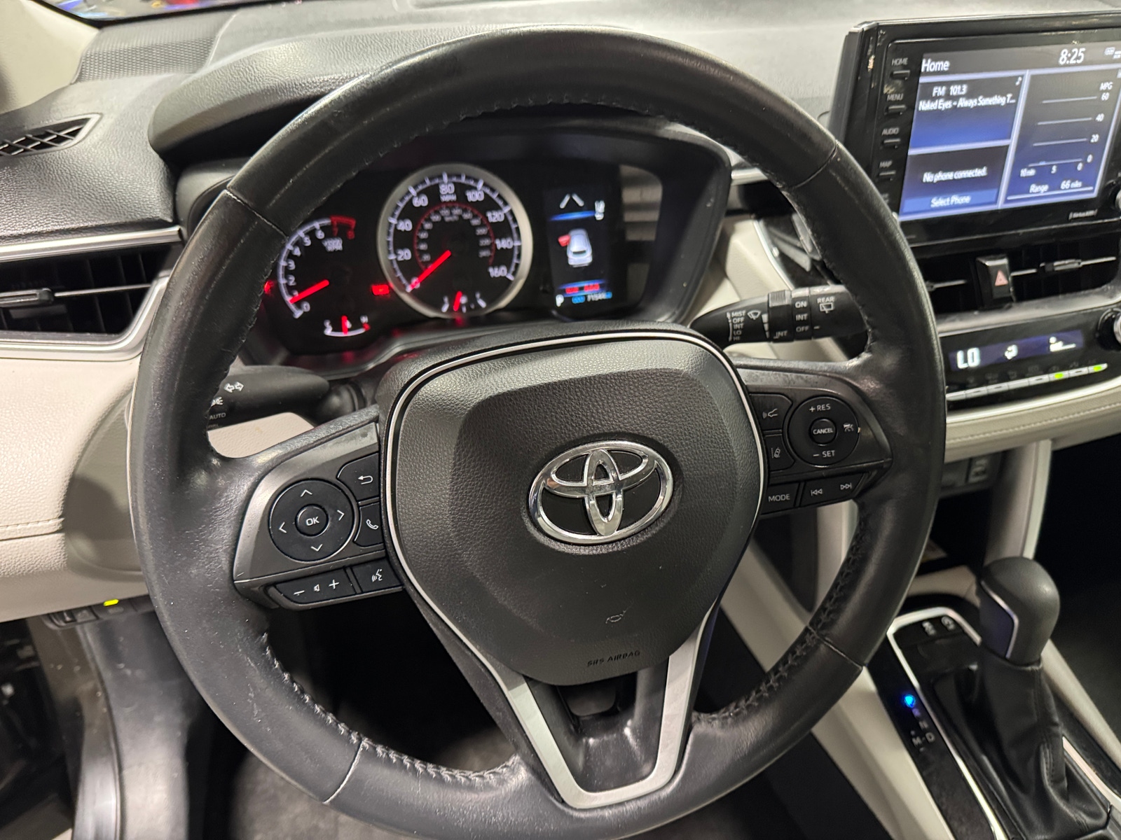 Thumbnail: 2022 Toyota Corolla Cross - 5