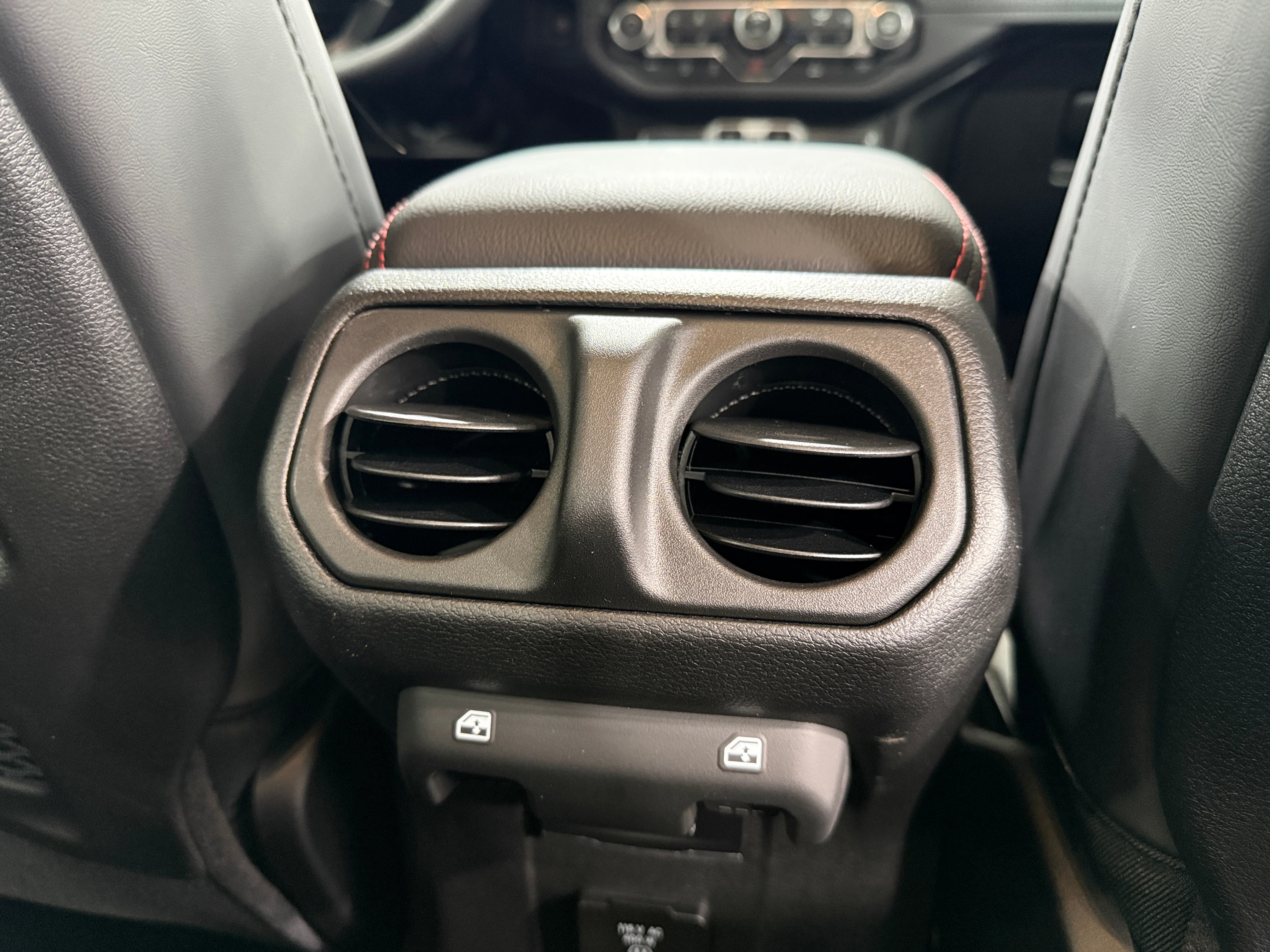 2026 Jeep Gladiator Rubicon Auto's photo