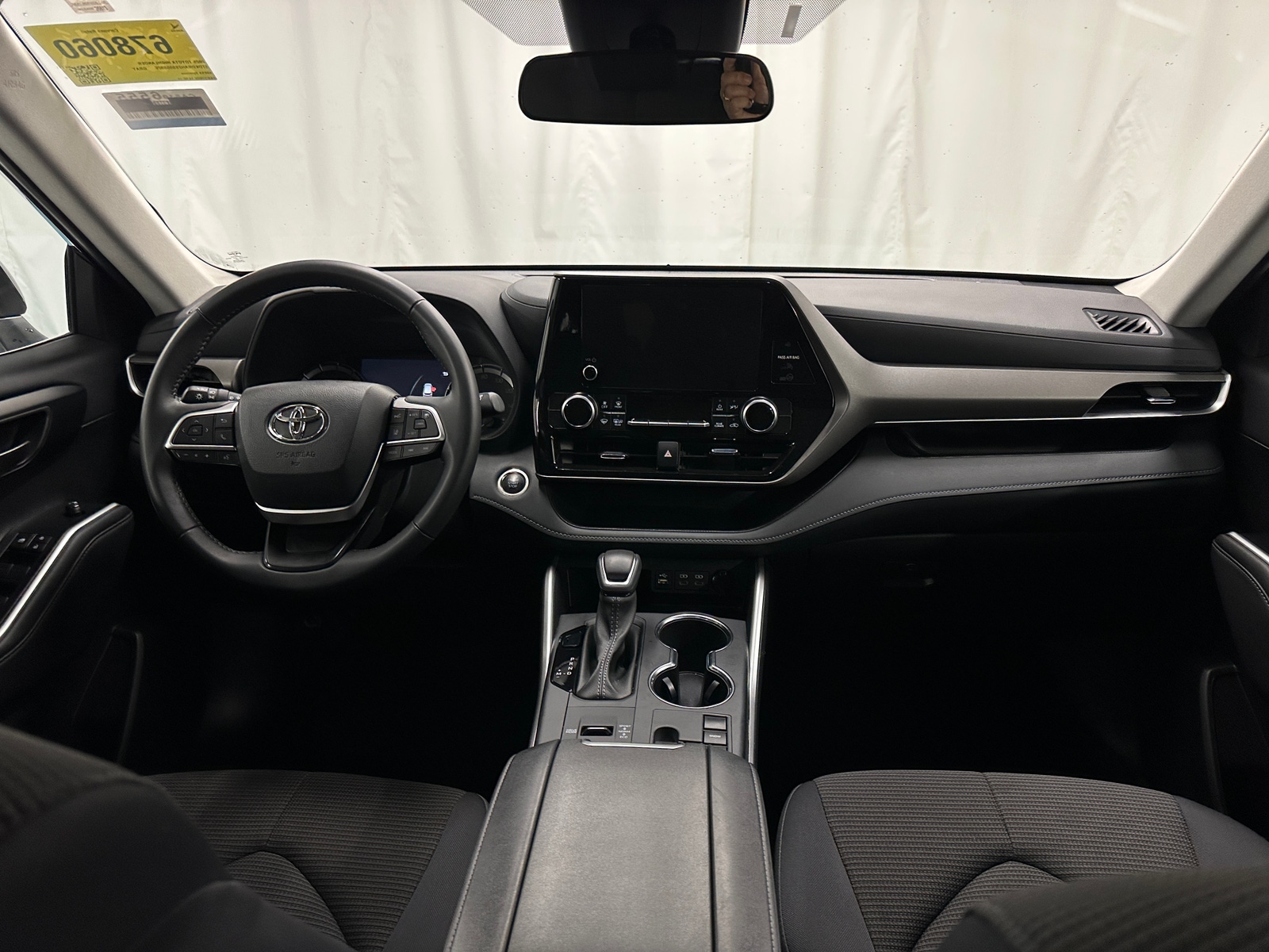 Thumbnail: 2025 Toyota Highlander - 3