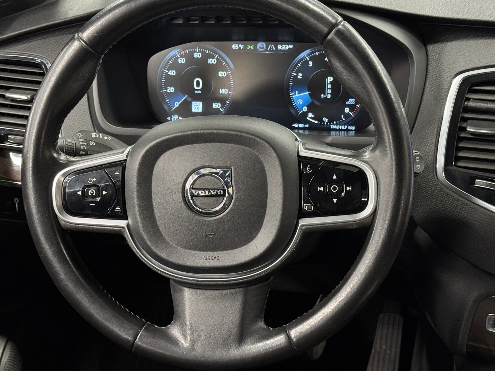 Thumbnail: 2018 Volvo XC90 - 4